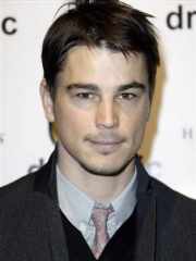 Джош Хартнетт